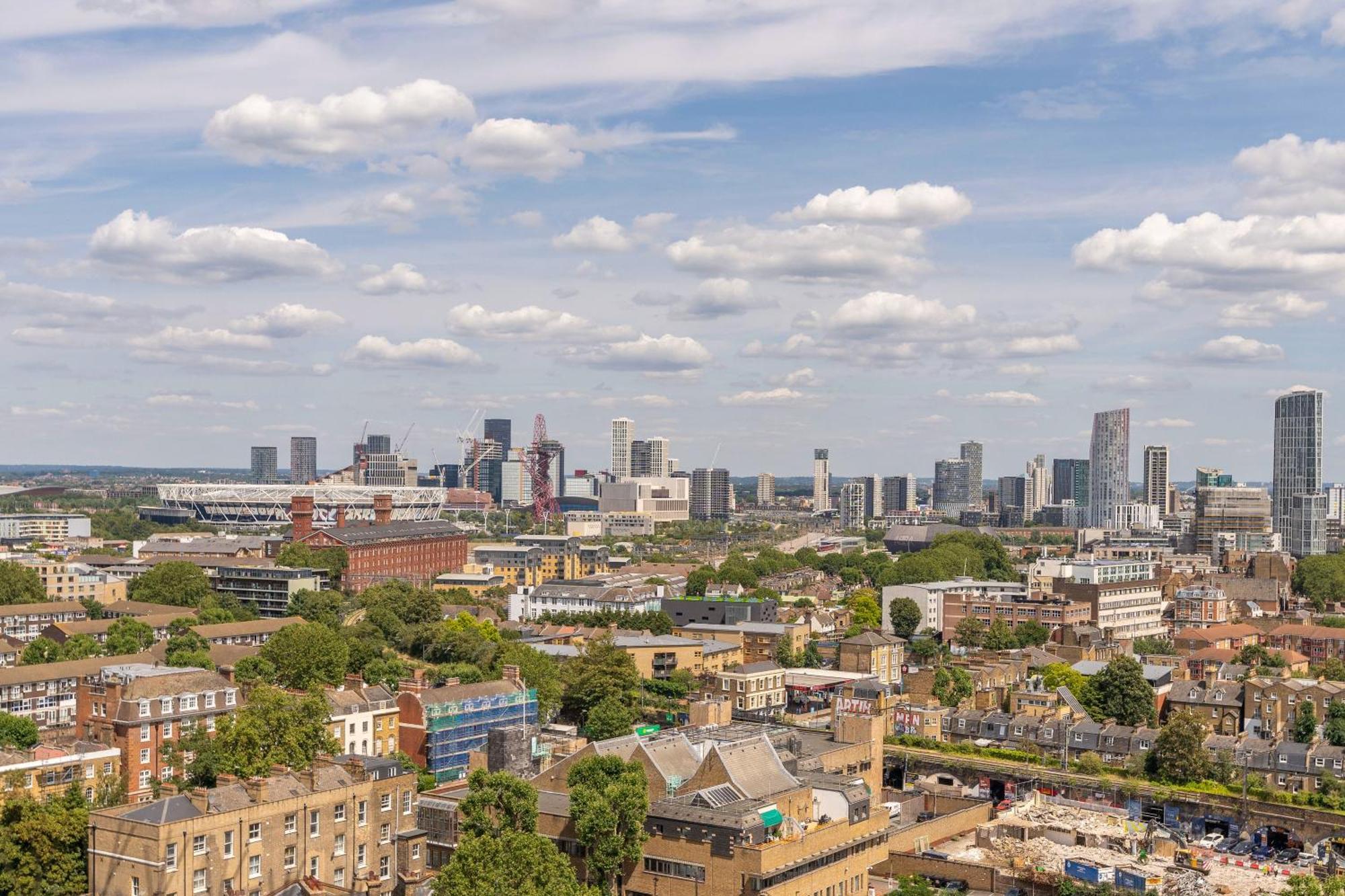City View Apartments - Bow London Eksteriør bilde
